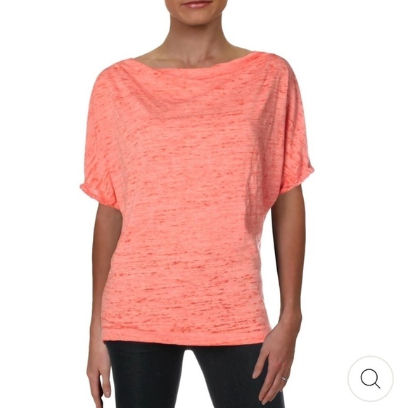 Free People // We The Free Astrid Red Lotus Tee Top - Picture 6 of 16